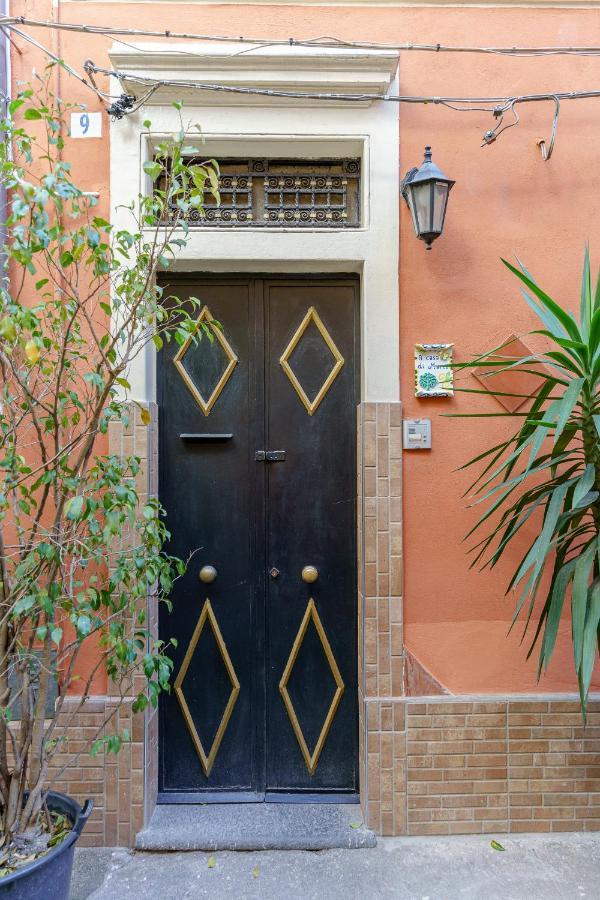 Апартаменты A Casa Di Maria Катания Экстерьер фото